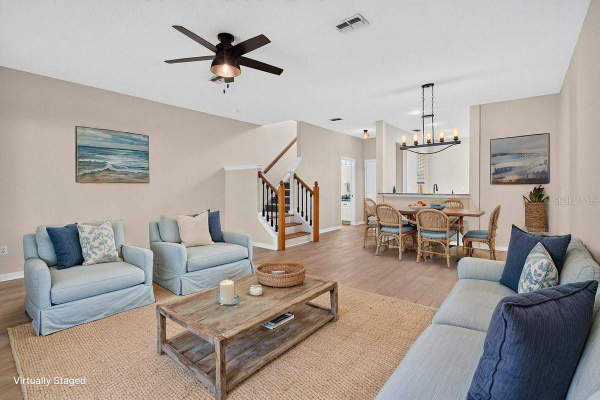 648 SPRING LAKE CIRCLE