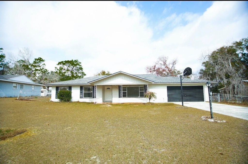 Photo of 606 Water Road, Ocala, FL 34472 (MLS # OM725495)