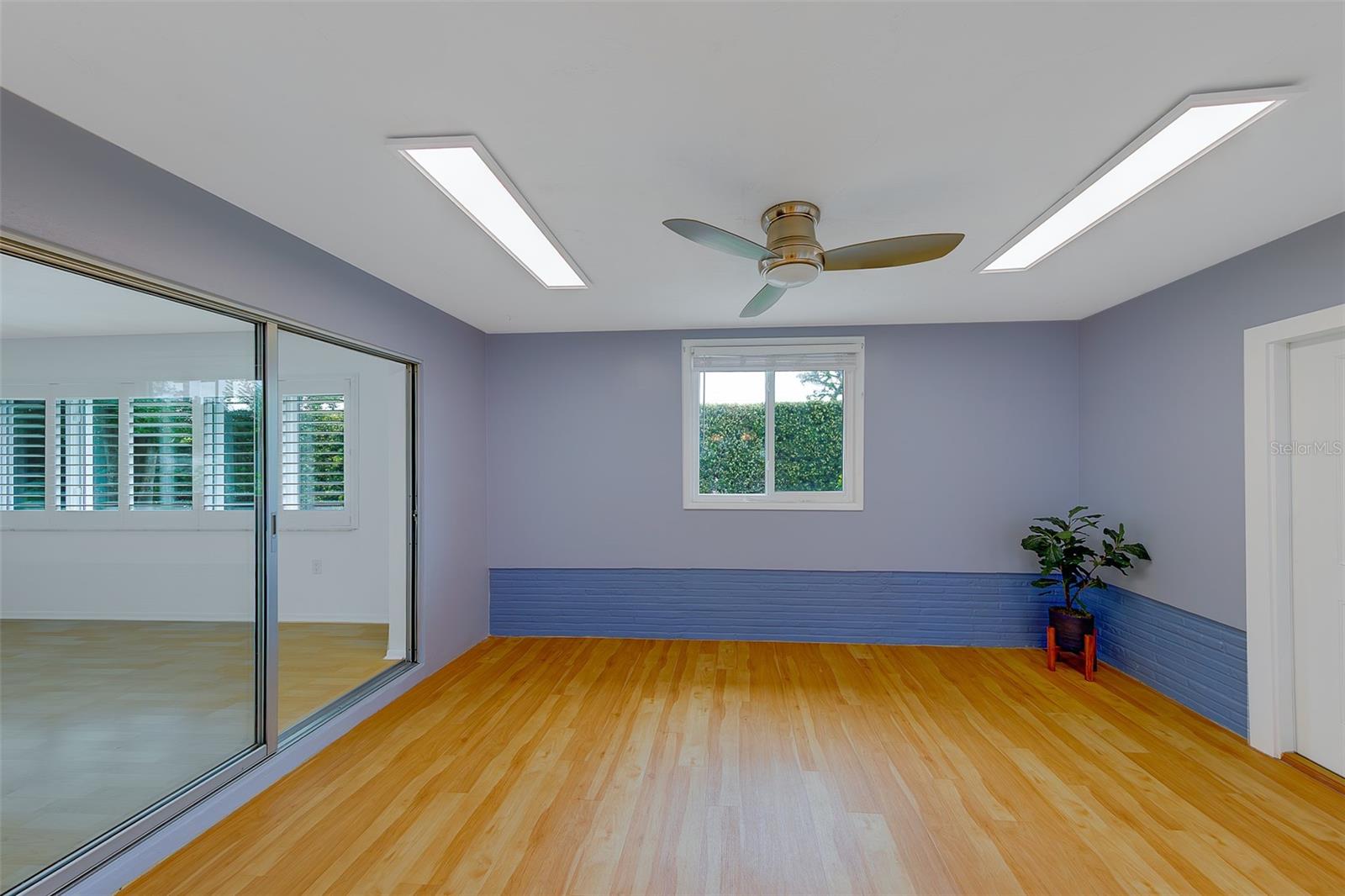 CLEARVIEW LAKE ESTATE - Residential