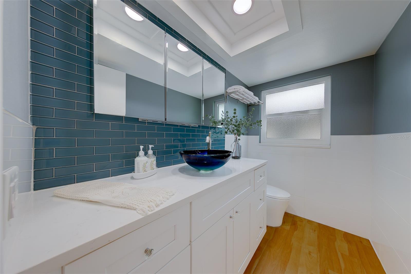 CLEARVIEW LAKE ESTATE - Residential