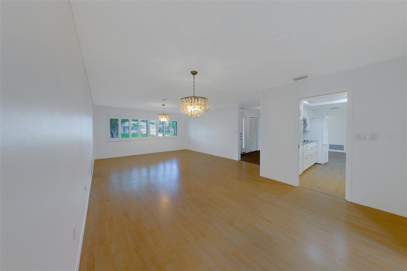 CLEARVIEW LAKE ESTATE - Residential