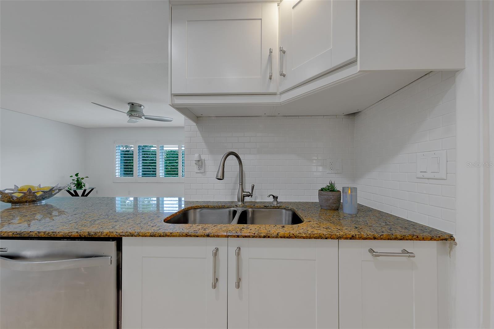 CLEARVIEW LAKE ESTATE - Residential