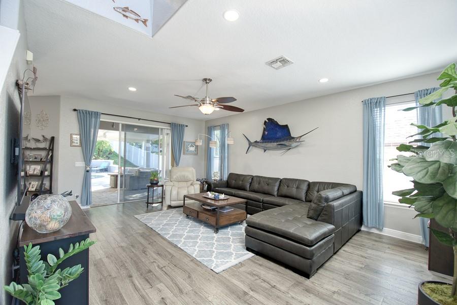 OAK HILL ESTATES SUB - Residential