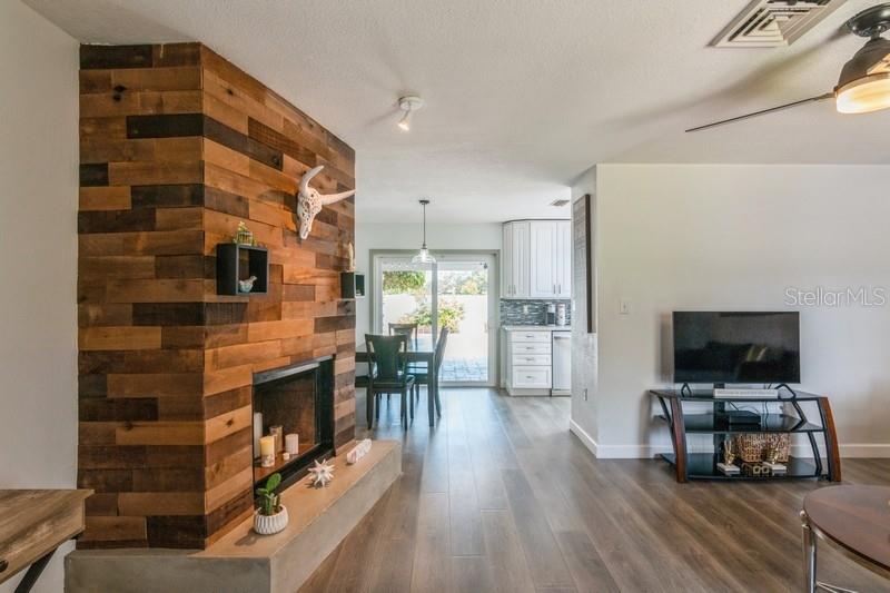 RIDGEWOOD ESTATES 19TH ADD - Residential