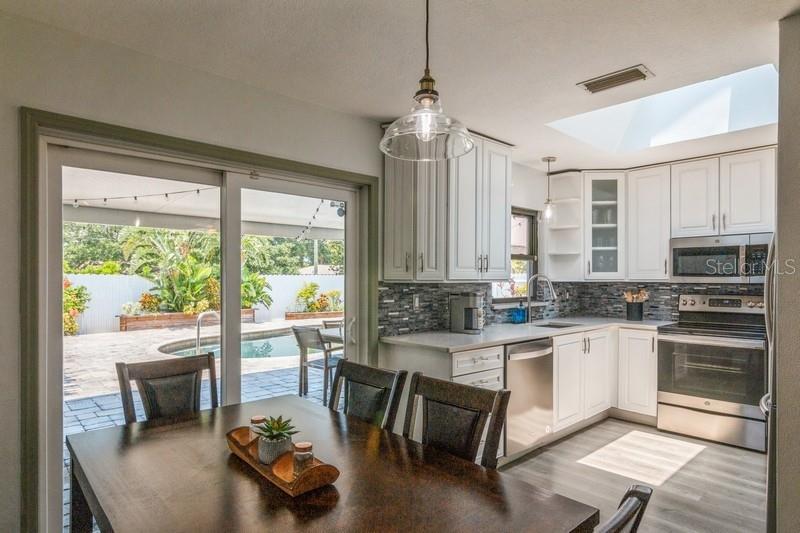 RIDGEWOOD ESTATES 19TH ADD - Residential