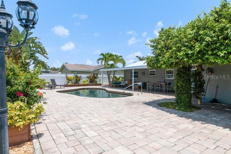 RIDGEWOOD ESTATES 19TH ADD - Residential