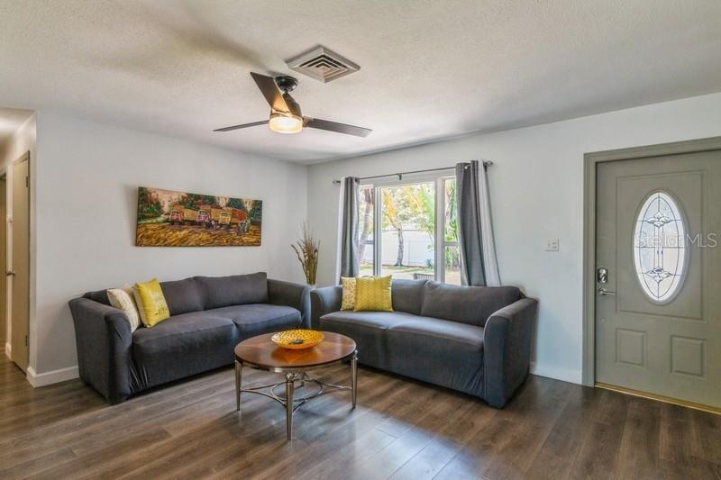 RIDGEWOOD ESTATES 19TH ADD - Residential