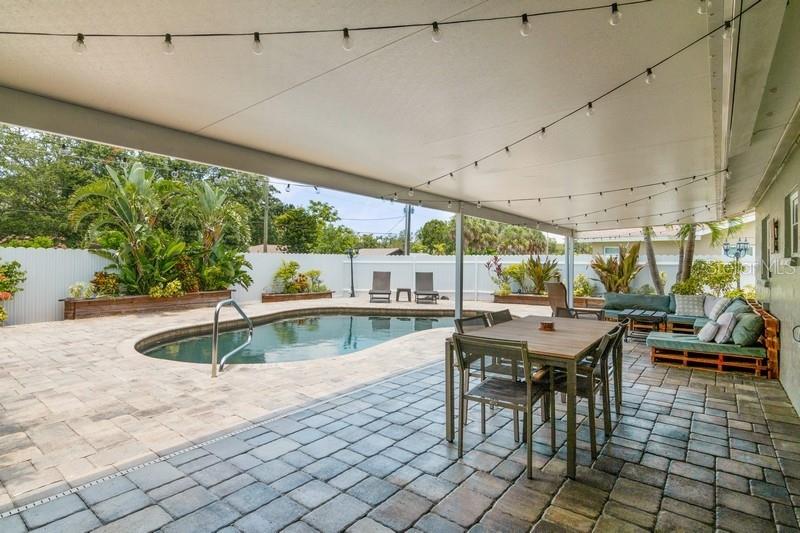 RIDGEWOOD ESTATES 19TH ADD - Residential