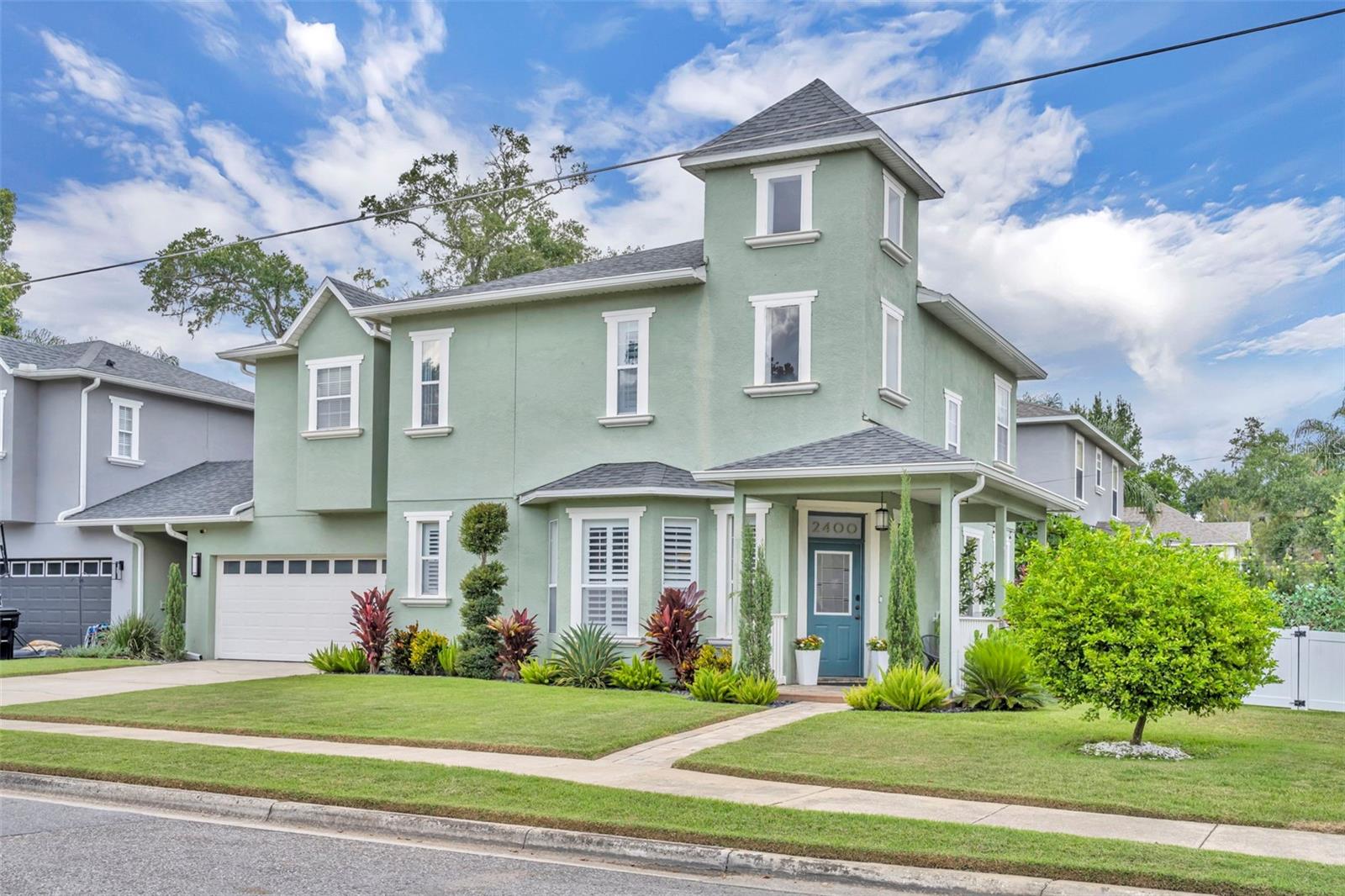 Welcome to this beautifully renovated townhome in the highly desirable College Park neighborhood. Offering 3 bedrooms plus a dedicated office, 2.5 bathrooms, and 1,851 sq. ft. of living space, this residence lives like a single-family home—sharing only a small portion of the garage roof with its neighbor. No walls are shared and NO HOA.
Step inside to an open, light-filled floor plan featuring gorgeous hardwood floors, soaring ceilings, designer lighting, and new shutters. The chef’s kitchen is a showstopper, boasting soft-close cabinetry, quartz countertops with a dramatic waterfall edge, stainless steel appliances, a wine refrigerator, and a farmhouse sink.
Upstairs, you’ll find all three bedrooms along with a private office. The spacious primary suite offers a spa-like bath with dual vanities, a Jacuzzi tub, separate shower, and a custom-built walk-in closet. A conveniently located upstairs laundry room adds ease to everyday living.
Additional highlights include a 2-car garage with an EV charging station, a screened-in lanai perfect for morning coffee, and a fenced backyard with brand-new vinyl fencing(2023)—ideal for kids and pets.
Recent upgrades include new landscaping, a newer roof and gutters (2022), HVAC and ductwork (2019), water heater (2023), shutters throughout(2023), screened in porch(2023), new dryer, and a new dishwasher and disposal. New sod to be installed in the back in early October.
This prime location is walkable to the vibrant restaurants and shops along Edgewater Drive, minutes from I-4, and just a short drive to Winter Park. Great Schools!