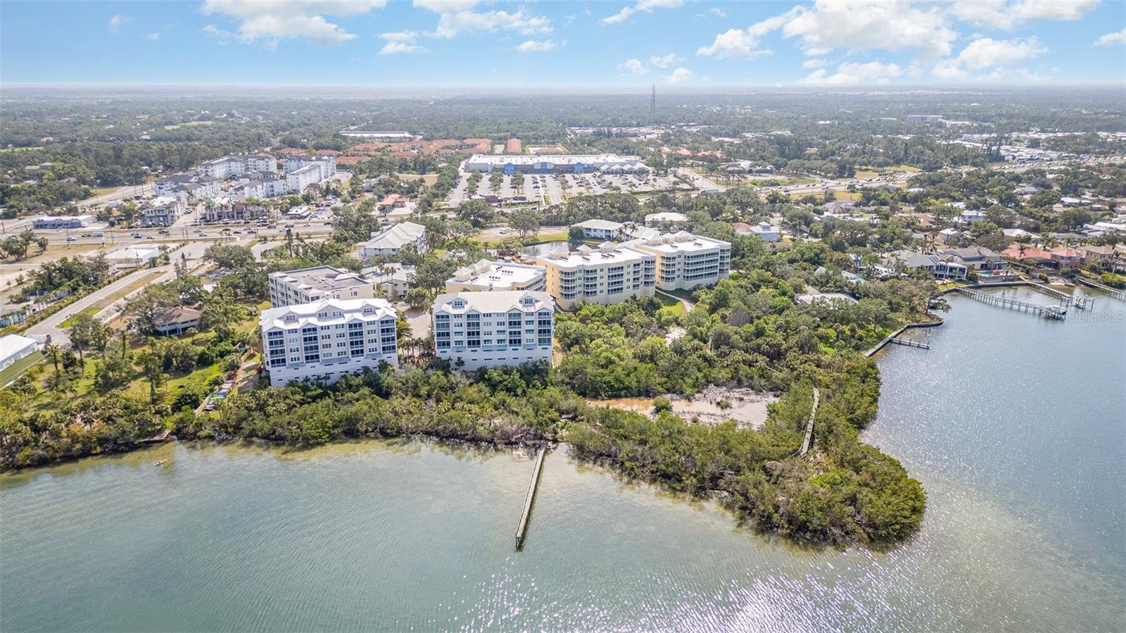 BAYPOINTE VISTA 1 - Residential