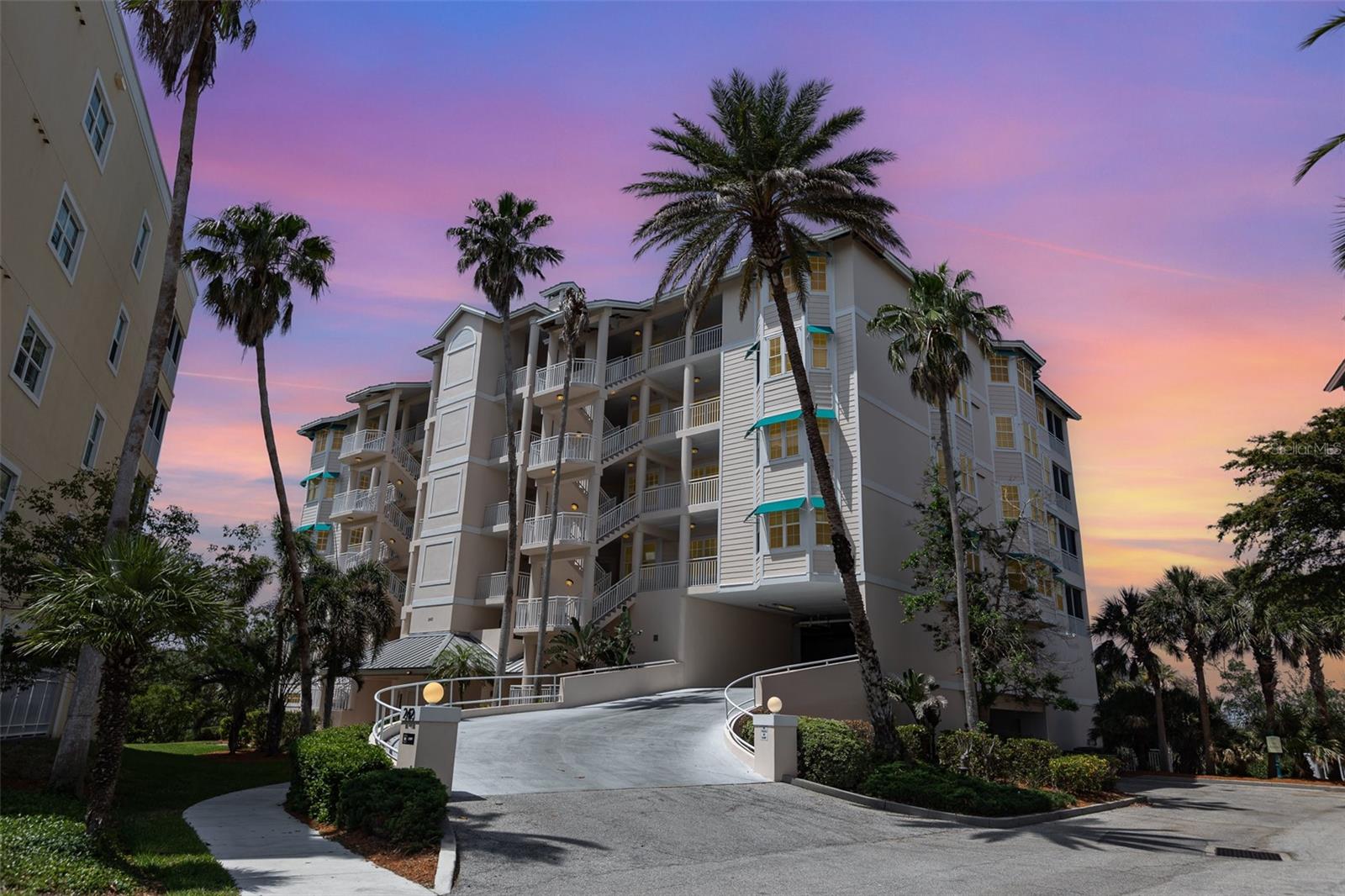 BAYPOINTE VISTA 1 - Residential