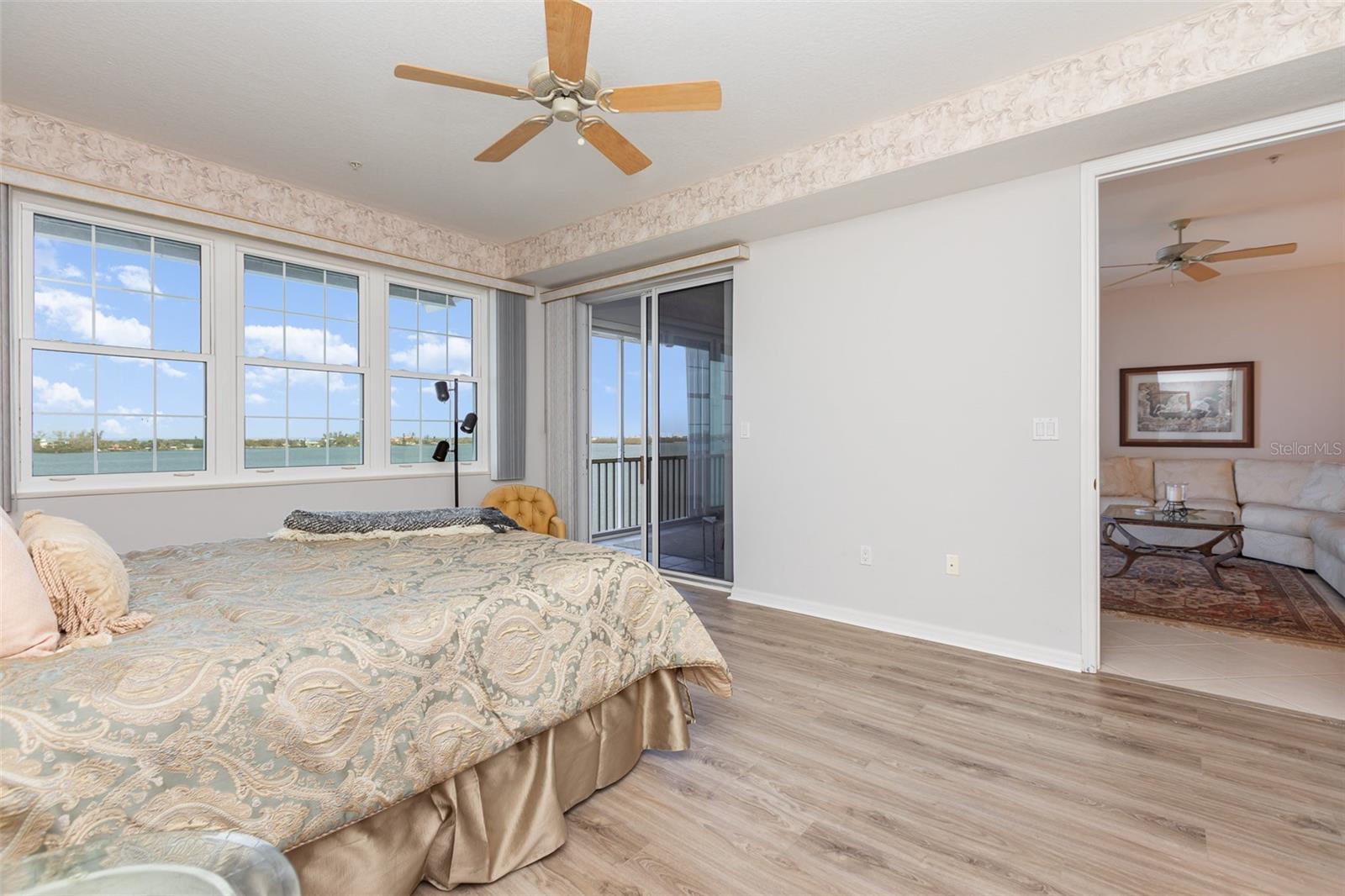 BAYPOINTE VISTA 1 - Residential