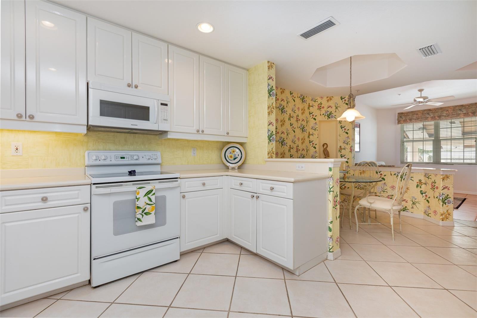 BAYPOINTE VISTA 1 - Residential