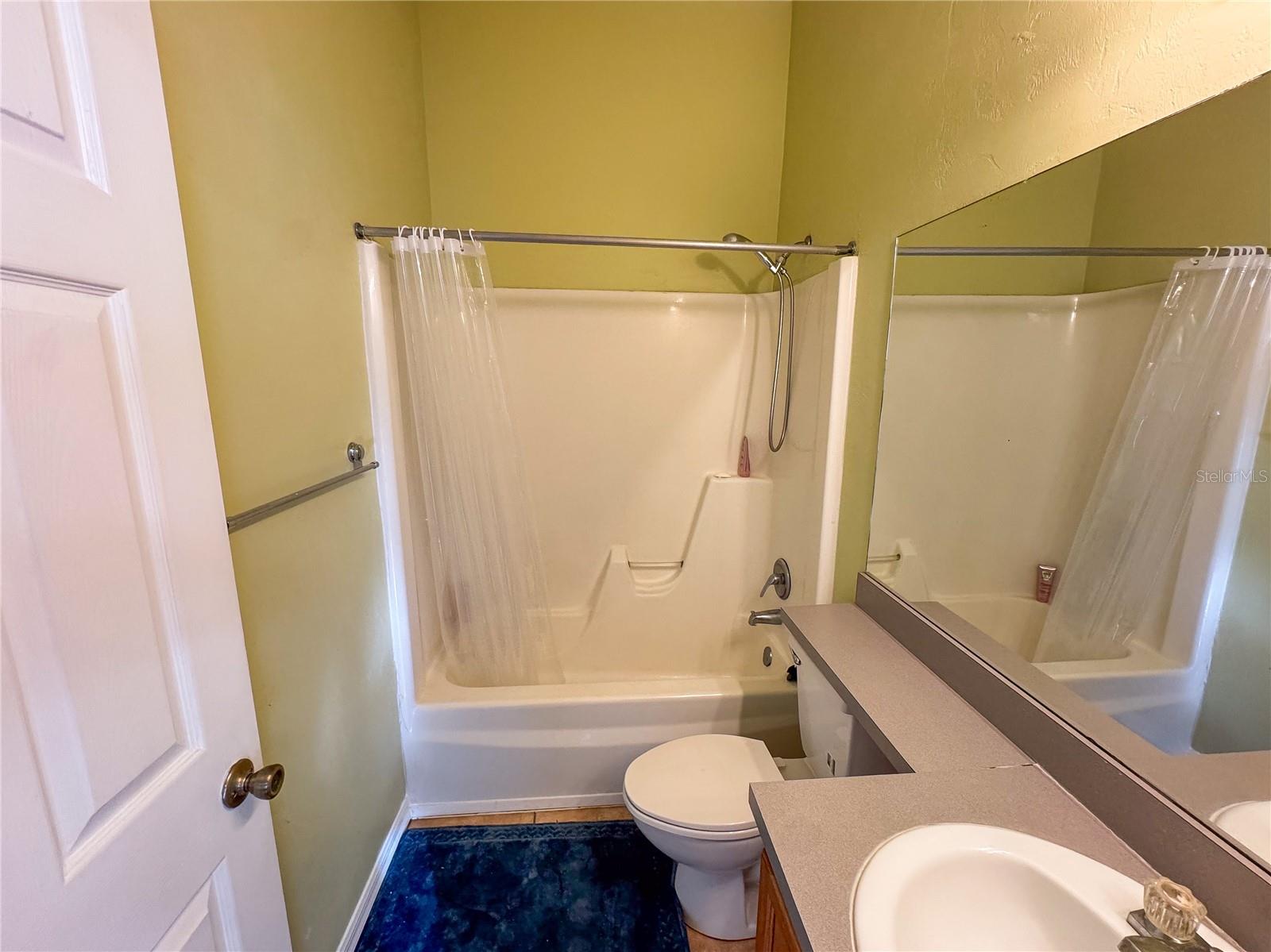 VICTORIA STATION - Residential