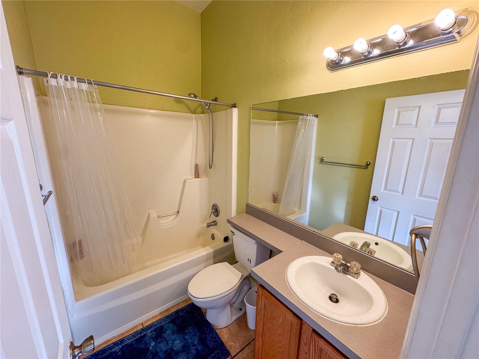 VICTORIA STATION - Residential