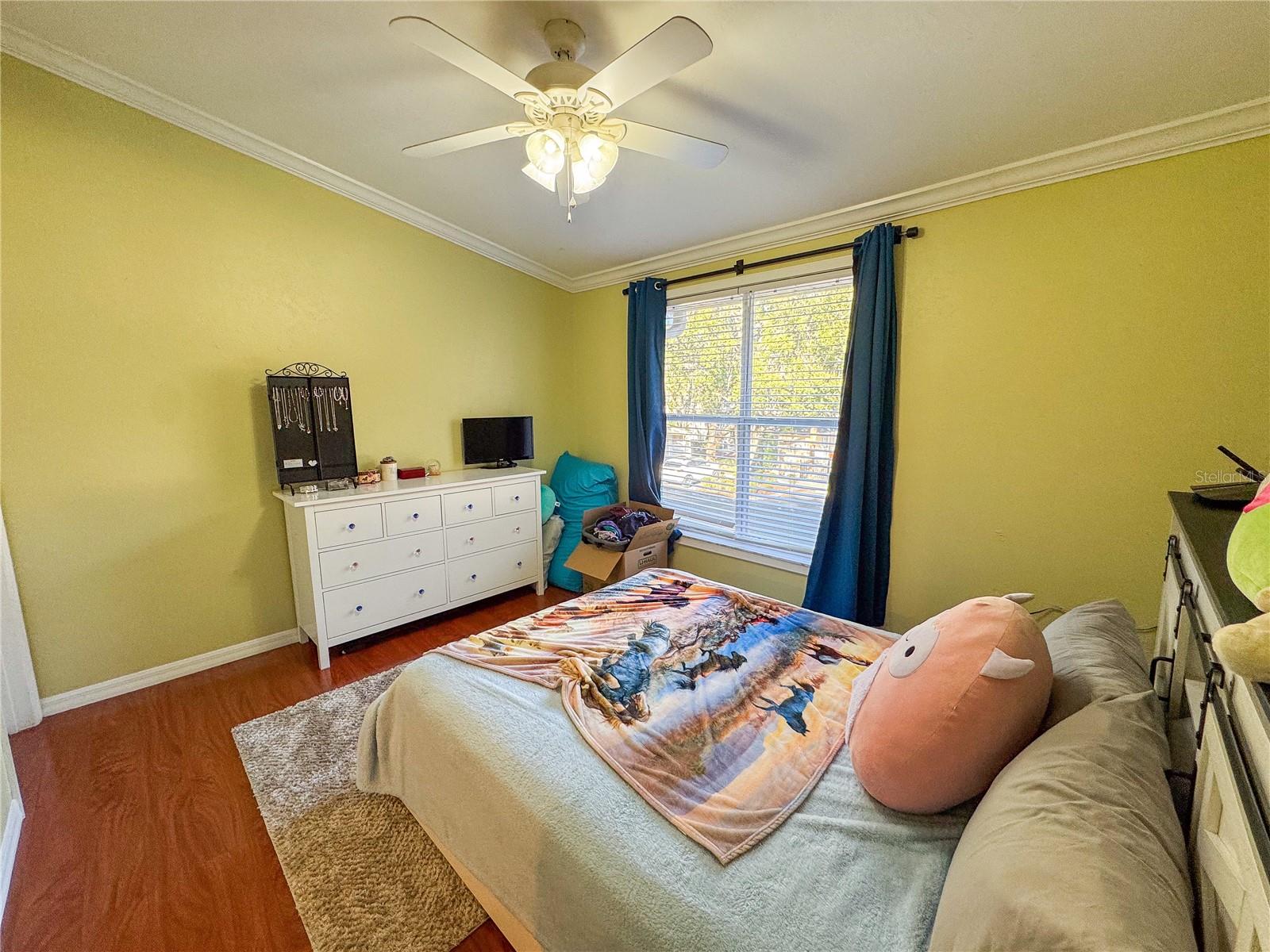 VICTORIA STATION - Residential