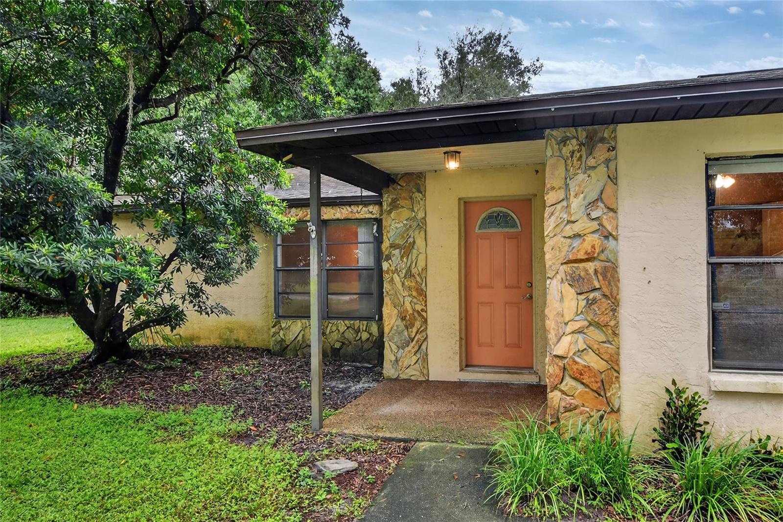 4702 CHARRO LANE