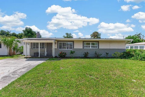 Photo of 4710 W Trilby Avenue, Tampa, FL 33616 (MLS # TB8548905)