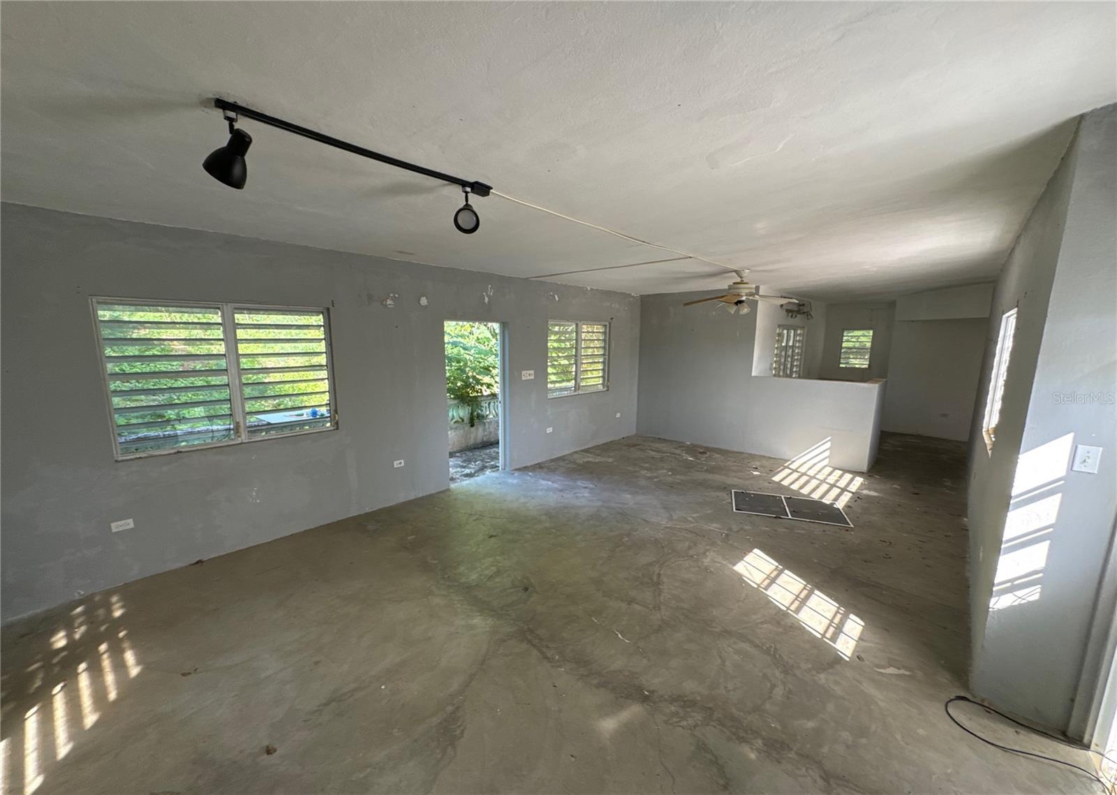 PUERTO FERRO - Residential