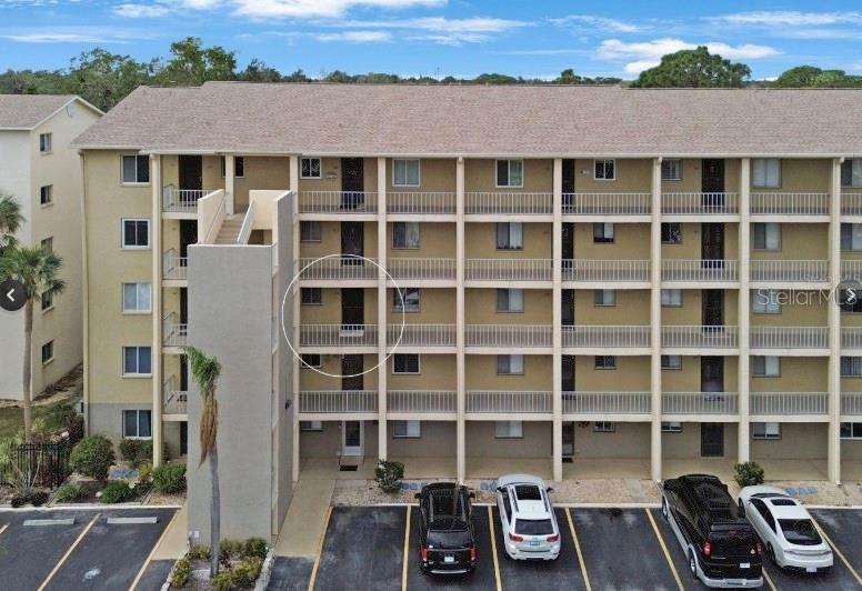 Welcome to your dream condo at 3622 Lake Bayshore Drive, Unit K302 a 55+ community, in the heart of Bradenton, FL! This delightful 2-bedroom, 2-bathroom home offers 1,144 square feet of inviting living space, designed to provide comfort and convenience.
As you enter, you'll be greeted by a spacious living area that flows effortlessly into your own private outdoor space—perfect for soaking up the Florida sunshine. Stay cool and comfortable with central air conditioning and ceiling fans throughout. The kitchen is well-appointed, and you'll appreciate the convenience of having a washer and dryer right in the unit.
This vibrant community is brimming with amenities. Dive into relaxation at the heated pool, enjoy peaceful moments at the fishing pier, or utilize the building's laundry facilities. With an elevator for easy access and included parking, your daily routine will be a breeze.
Please note, that this is a pet-free community, ensuring a tranquil atmosphere for all residents.
Don't miss out on this fantastic opportunity to own a piece of paradise in Bradenton. Schedule your visit today and discover the perfect blend of comfort and convenience in this charming condo!