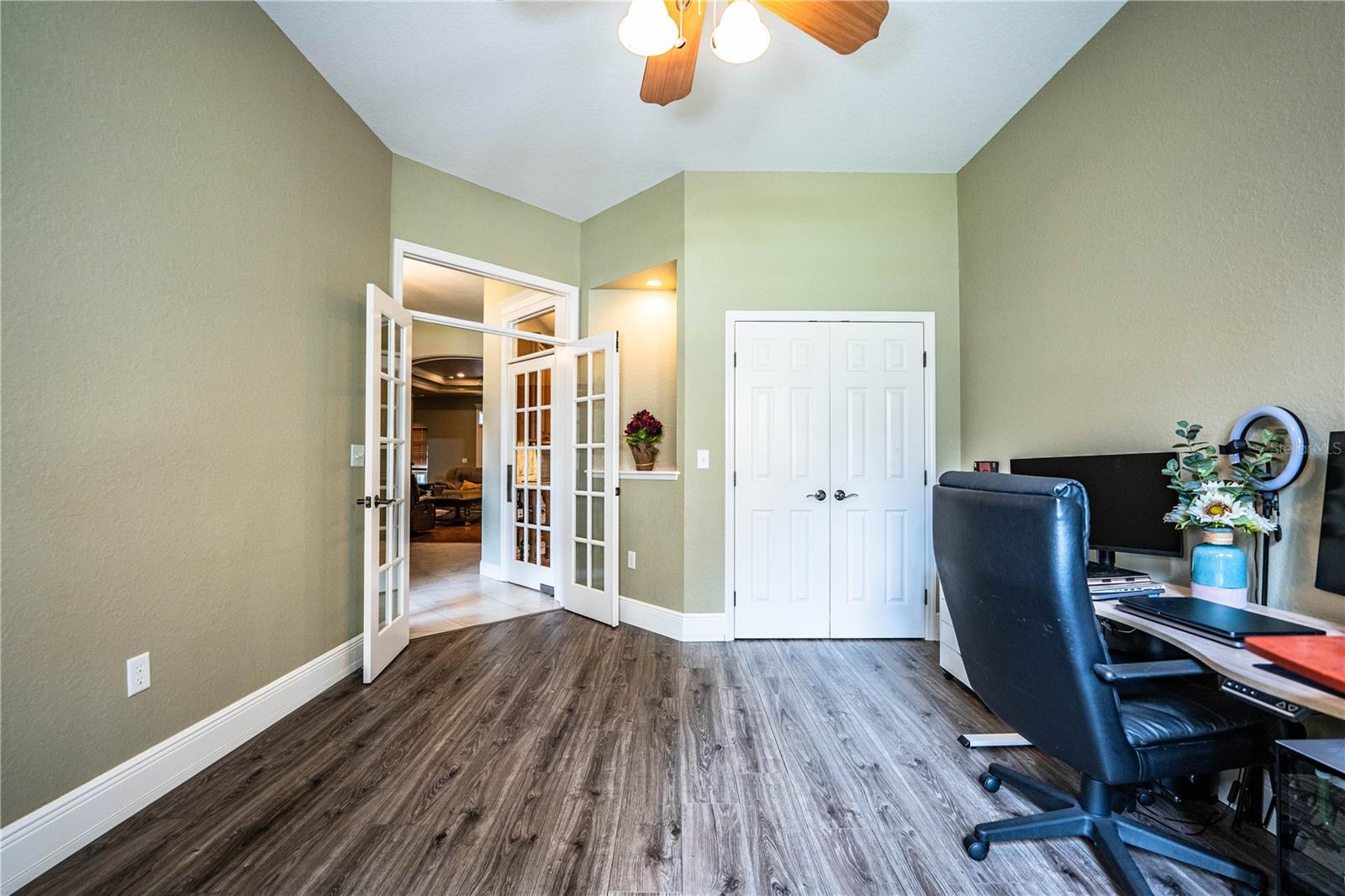 GARDNER OAKS - Residential