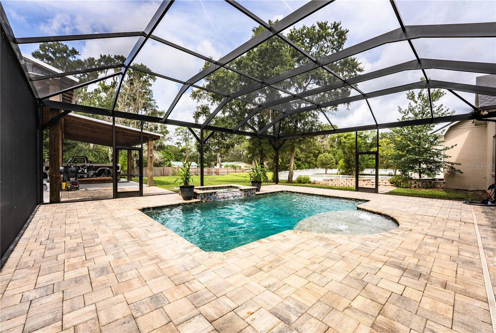 GARDNER OAKS - Residential