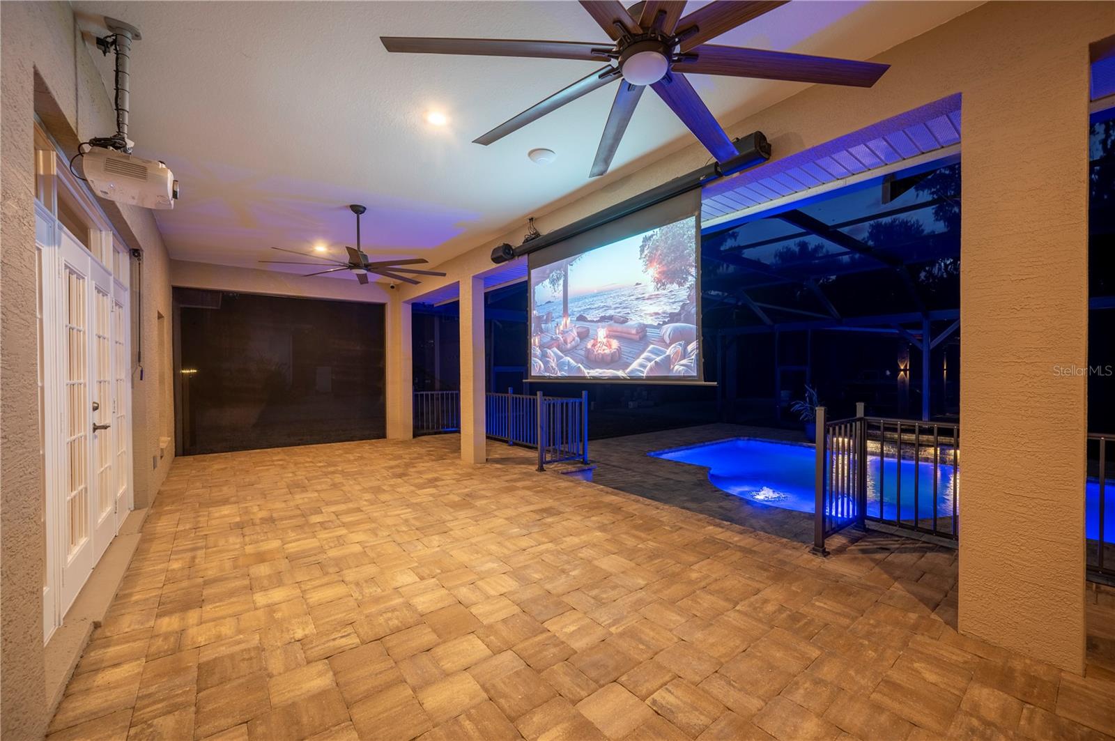 GARDNER OAKS - Residential