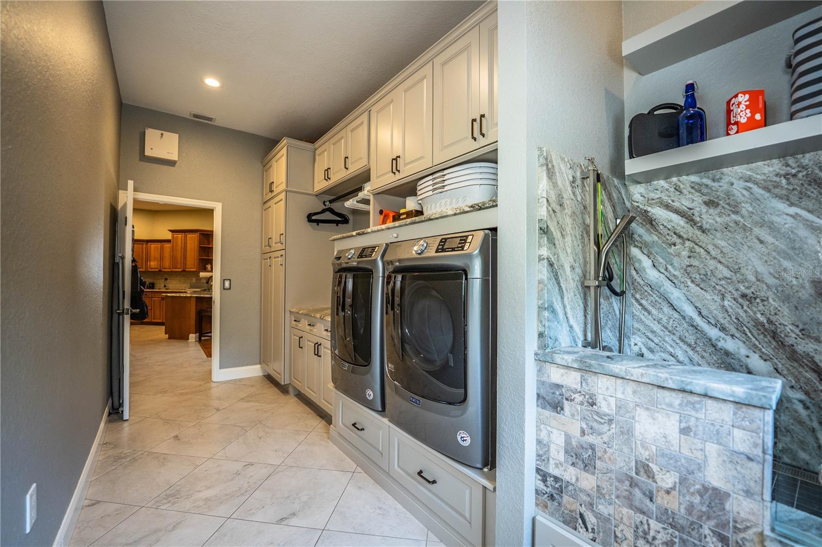GARDNER OAKS - Residential