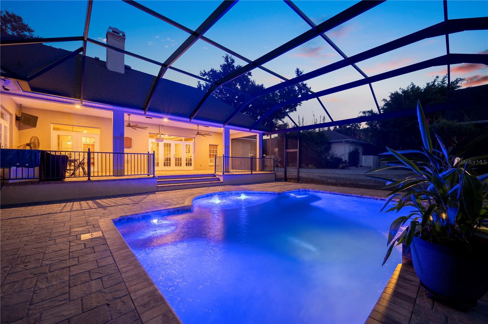 GARDNER OAKS - Residential