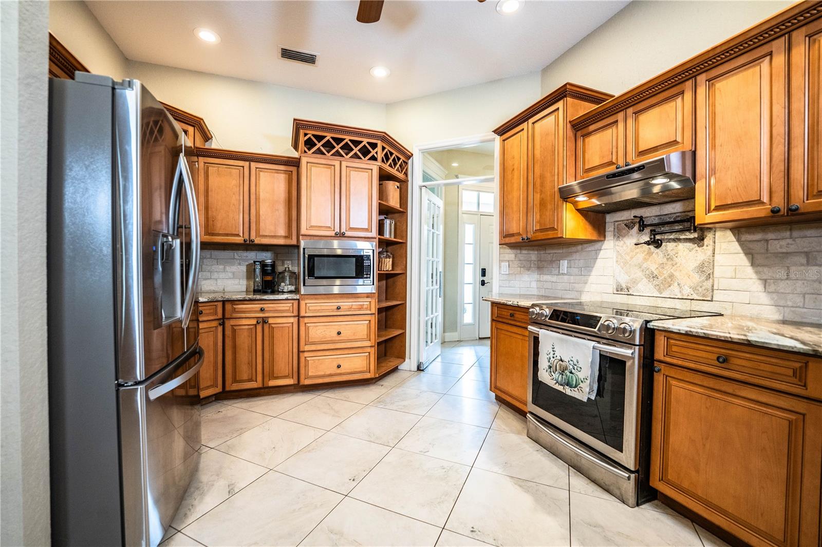 GARDNER OAKS - Residential