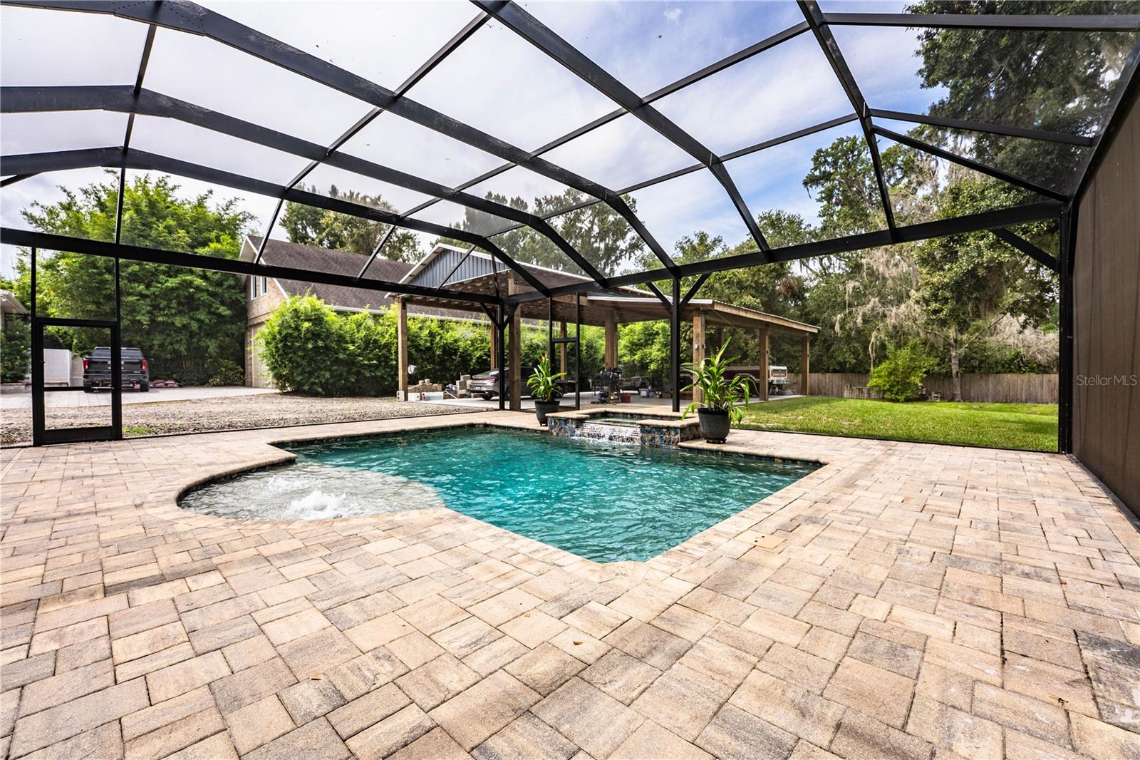 GARDNER OAKS - Residential