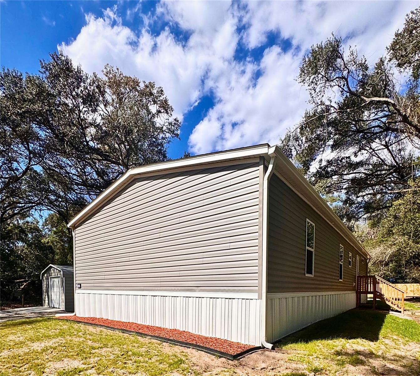 MASARYKTOWN/OAK FOREST/WAVRO - Residential