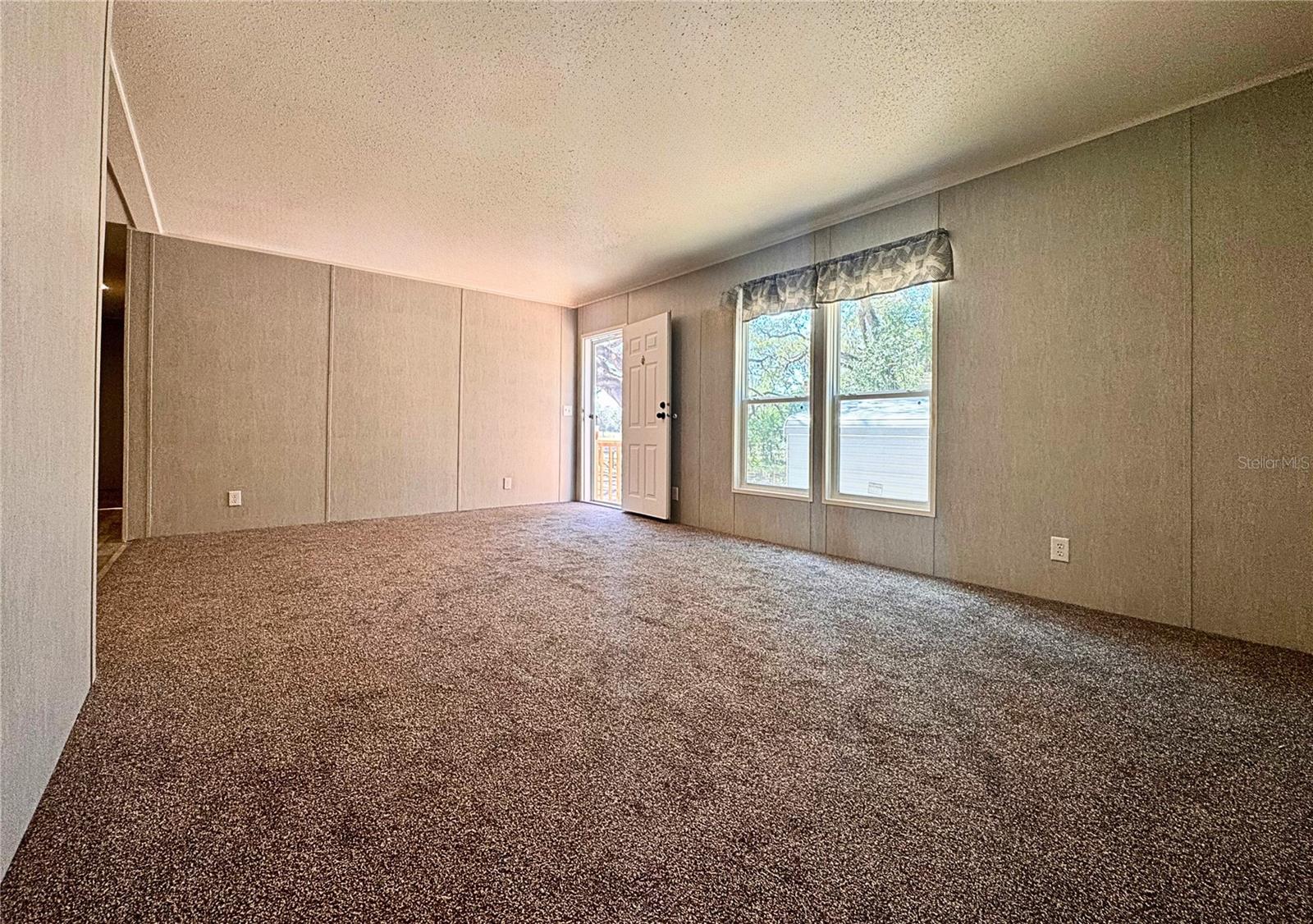 MASARYKTOWN/OAK FOREST/WAVRO - Residential