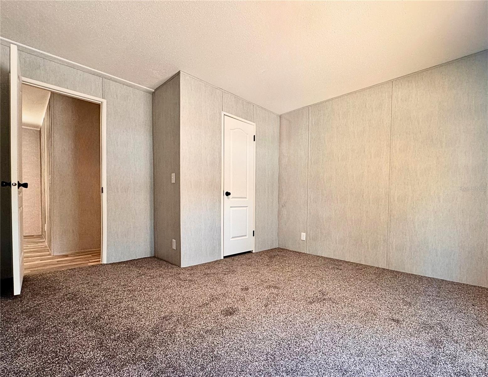 MASARYKTOWN/OAK FOREST/WAVRO - Residential