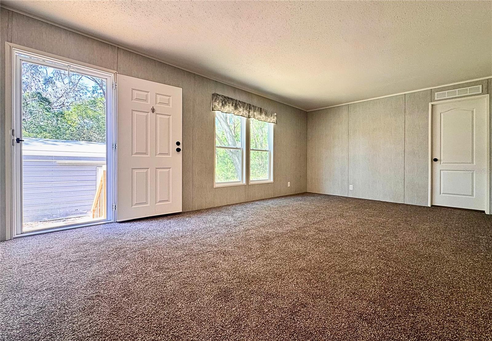 MASARYKTOWN/OAK FOREST/WAVRO - Residential