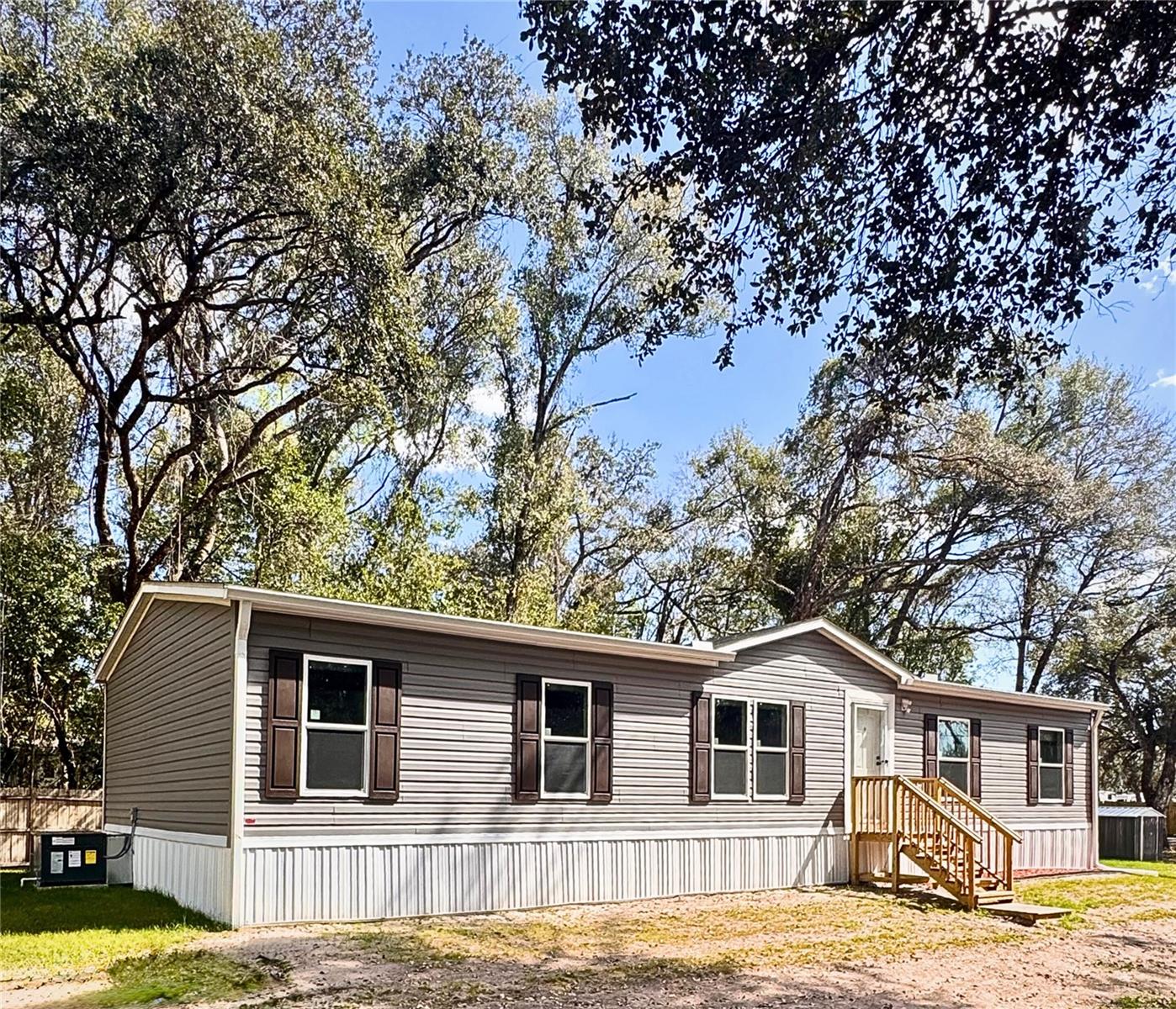 MASARYKTOWN/OAK FOREST/WAVRO - Residential