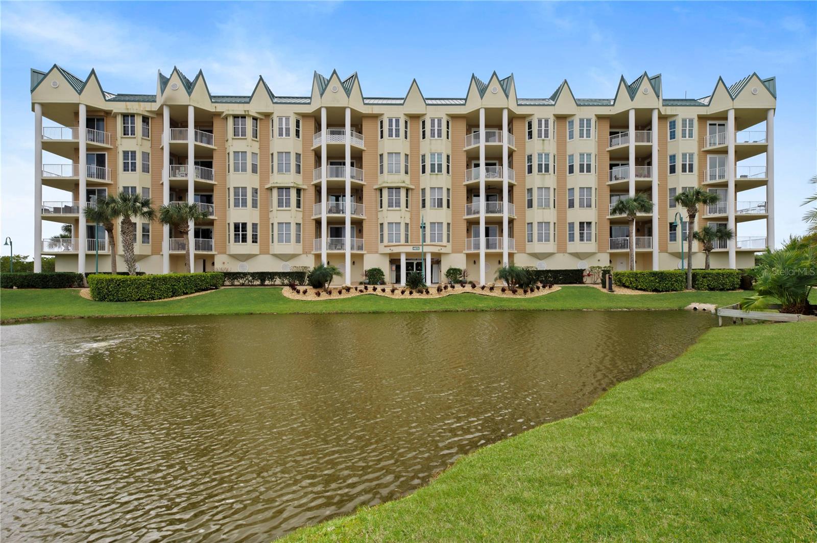 RIVERWALK AT HARBOUR VILLAGE - Residential