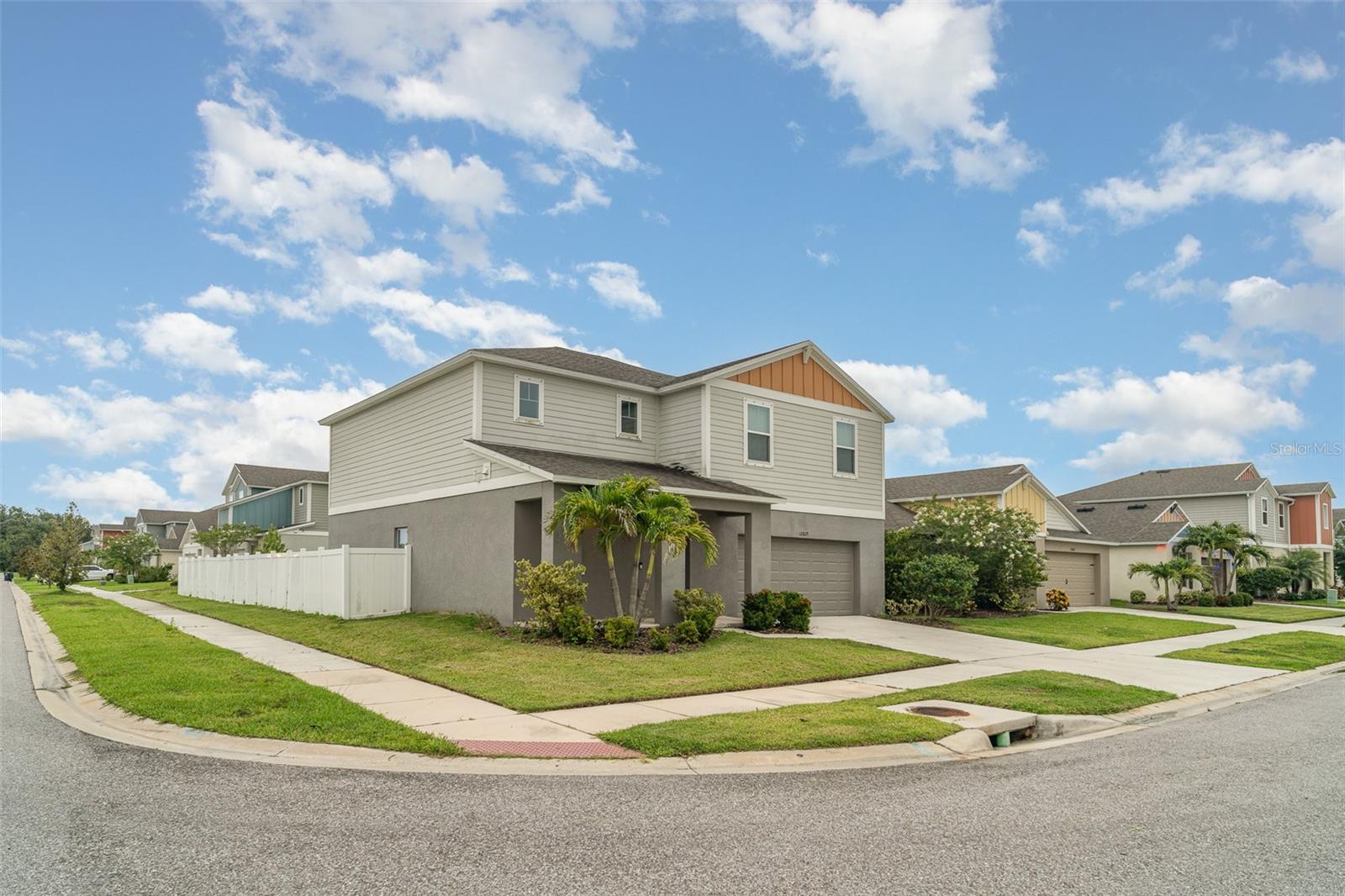 12829 SCARLET STAR DRIVE