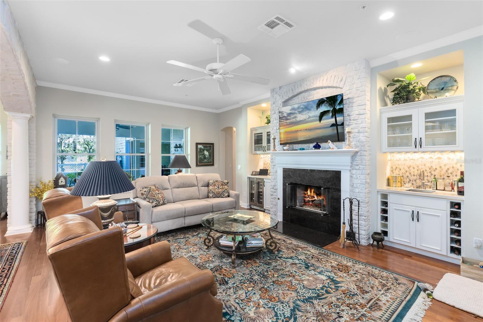 BALDWIN PARK UN 10 - Residential