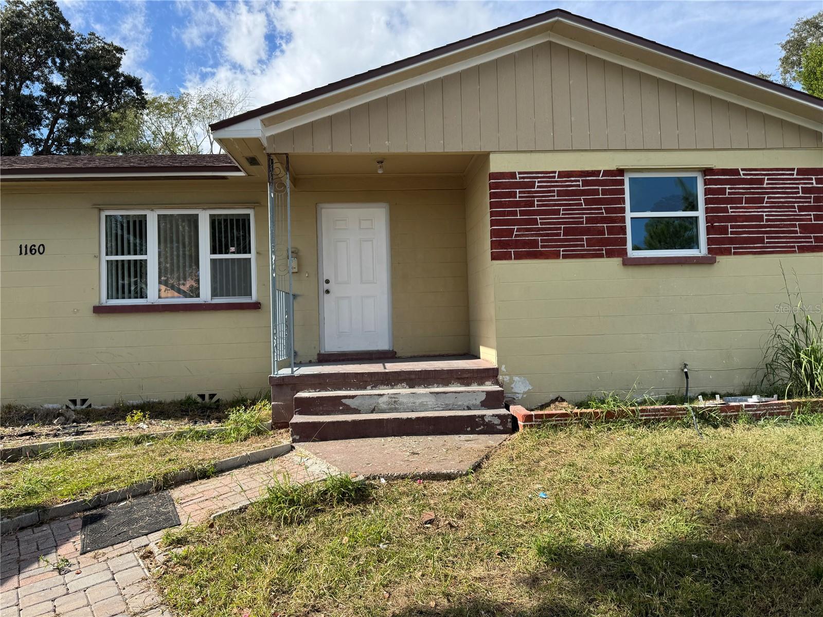 LAKEVIEW HEIGHTS SEC 01 - Residential Lease