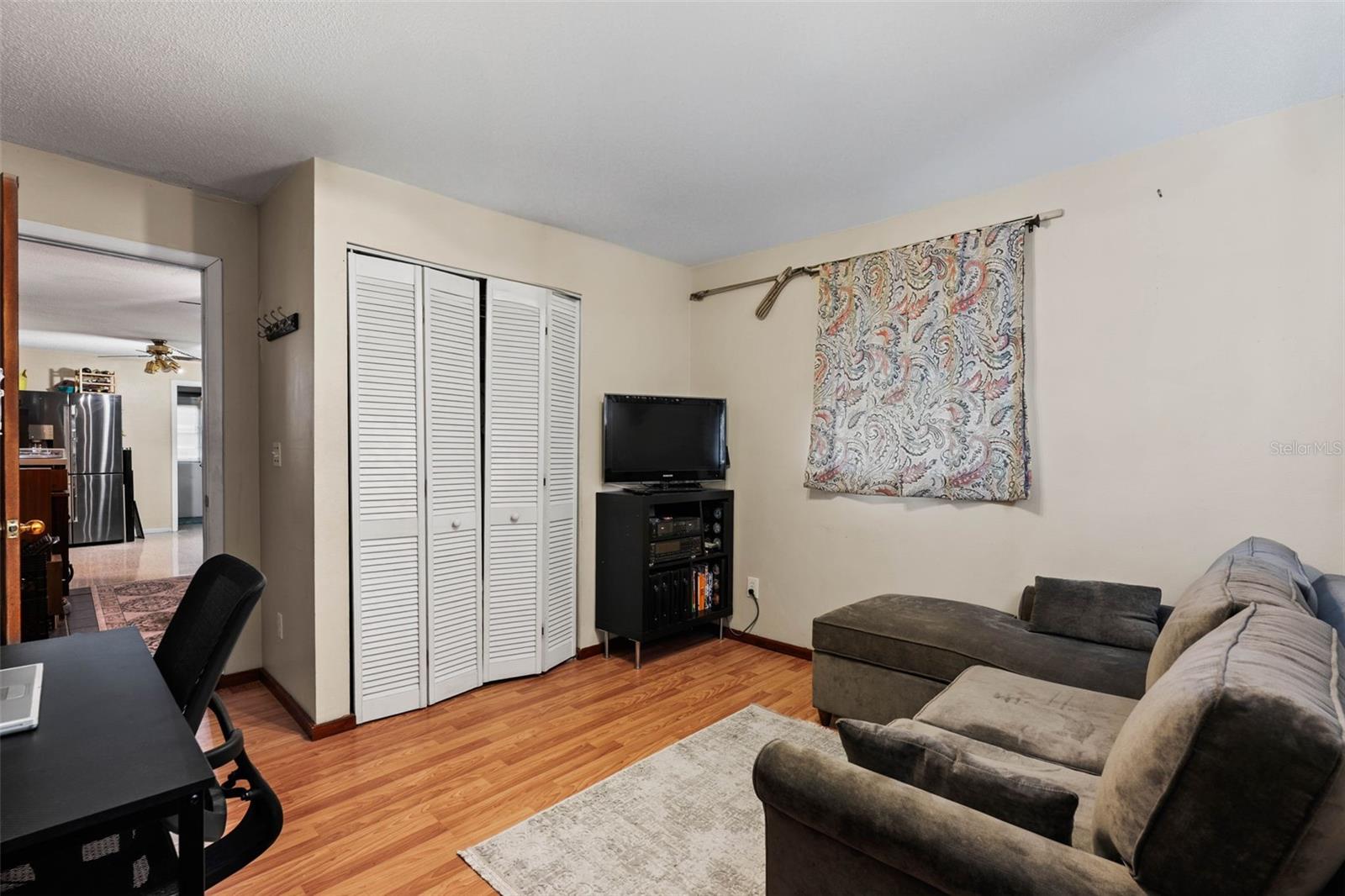 CAMELOT PARK - Residential