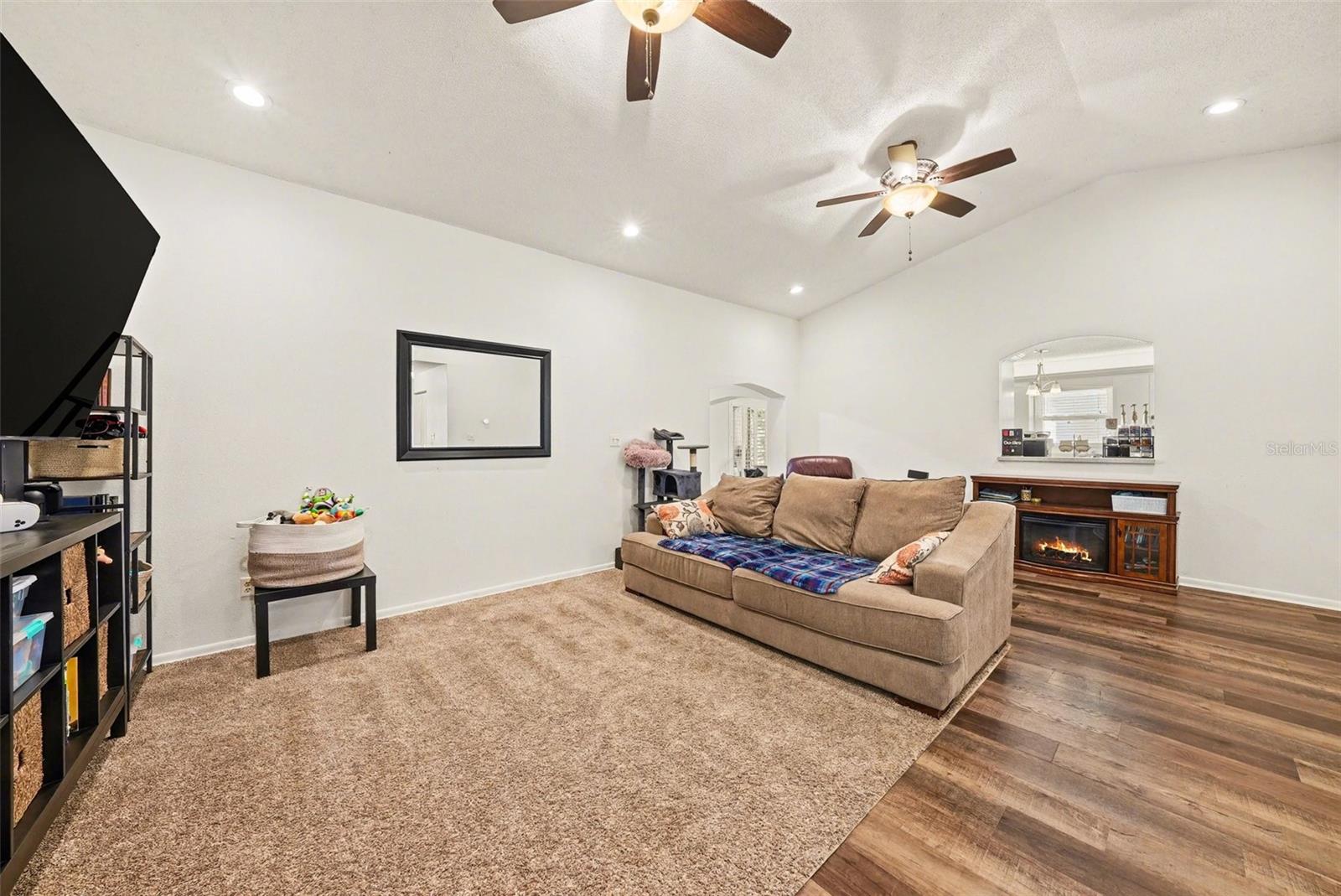 TANGLEWOOD VILLAGE PH 2 - Residential