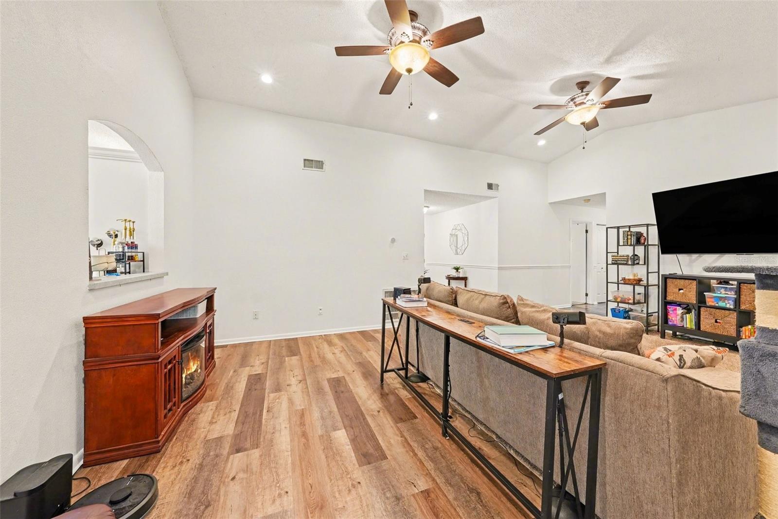 TANGLEWOOD VILLAGE PH 2 - Residential