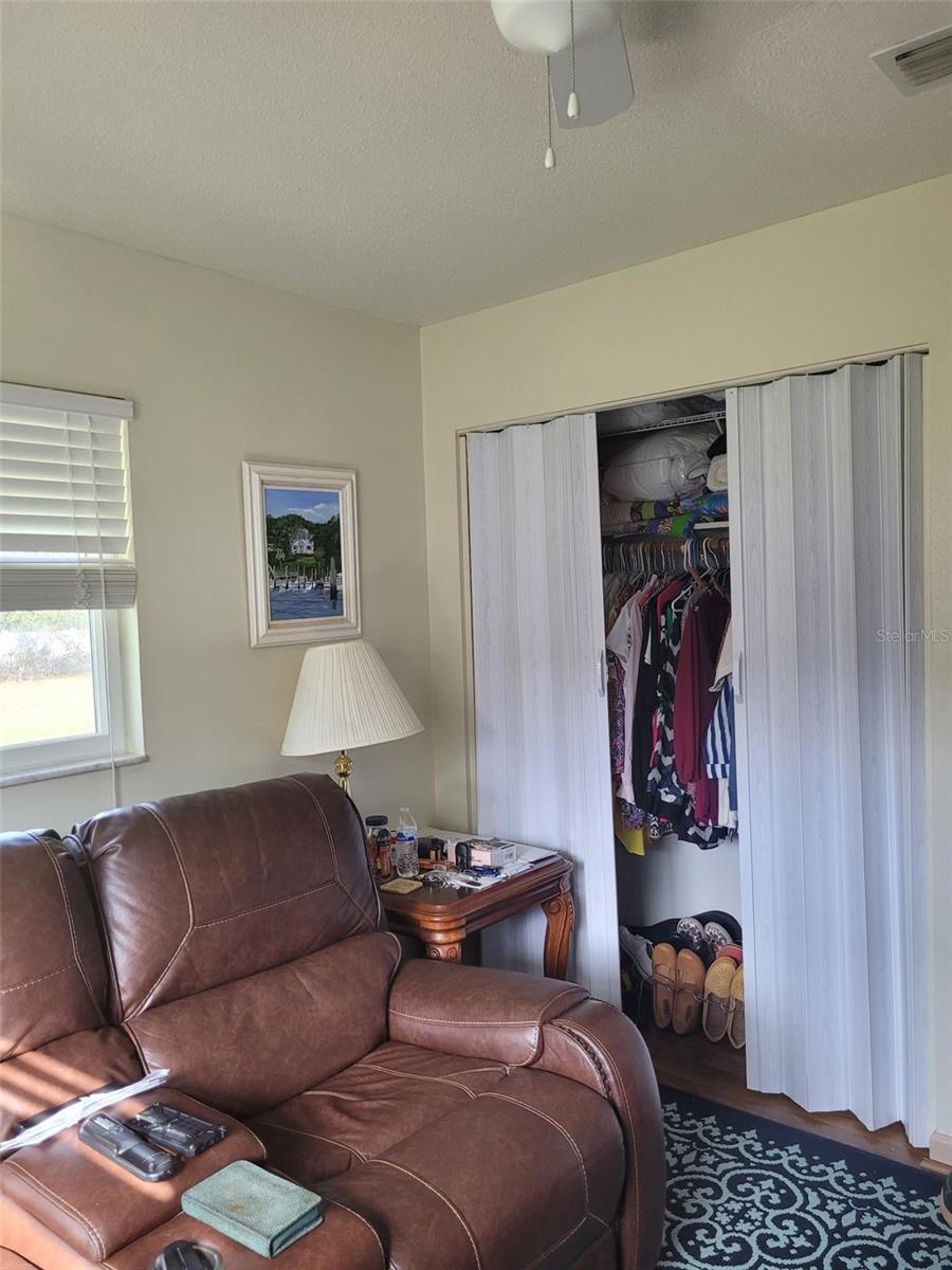 LAKE WEIR BEACH SEC - Residential