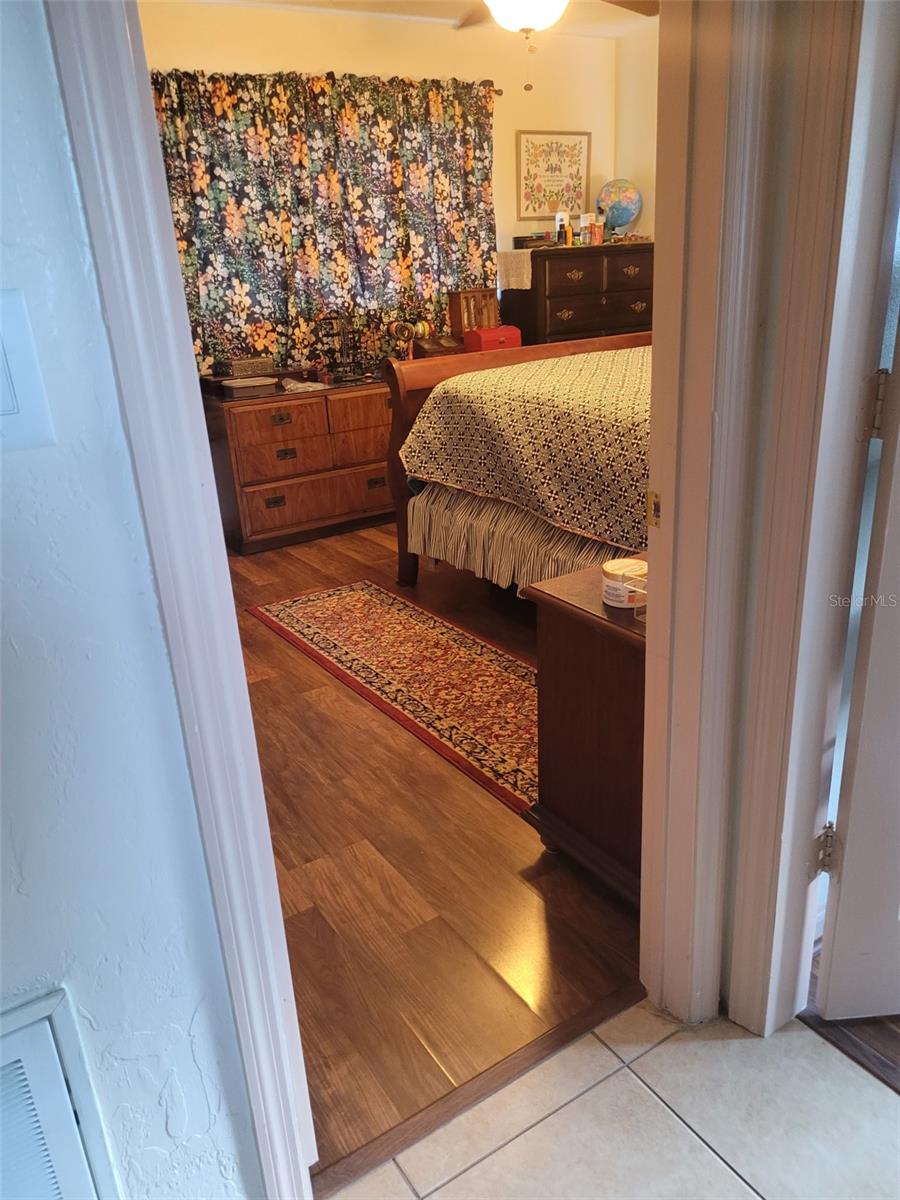 LAKE WEIR BEACH SEC - Residential