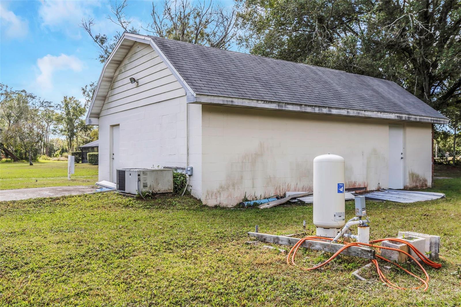 UNPLATTED - Residential