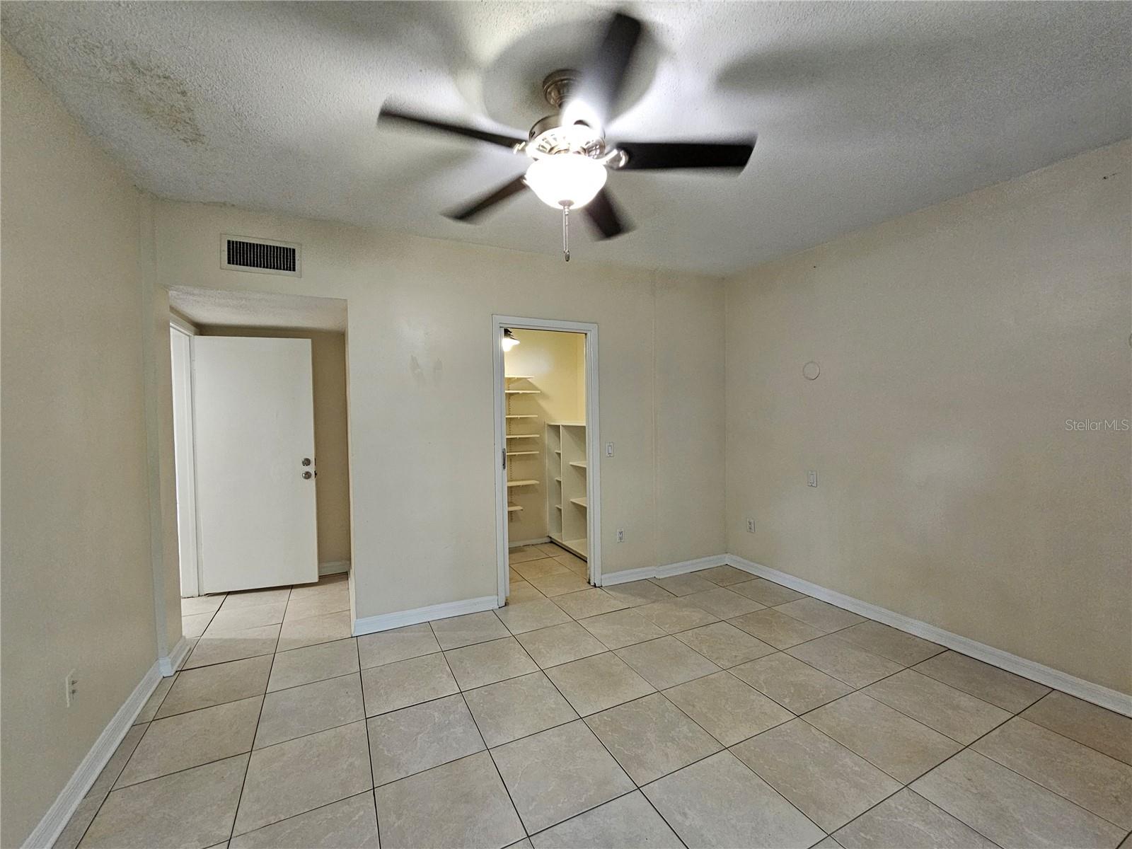 BLACK ARCES - Residential Lease
