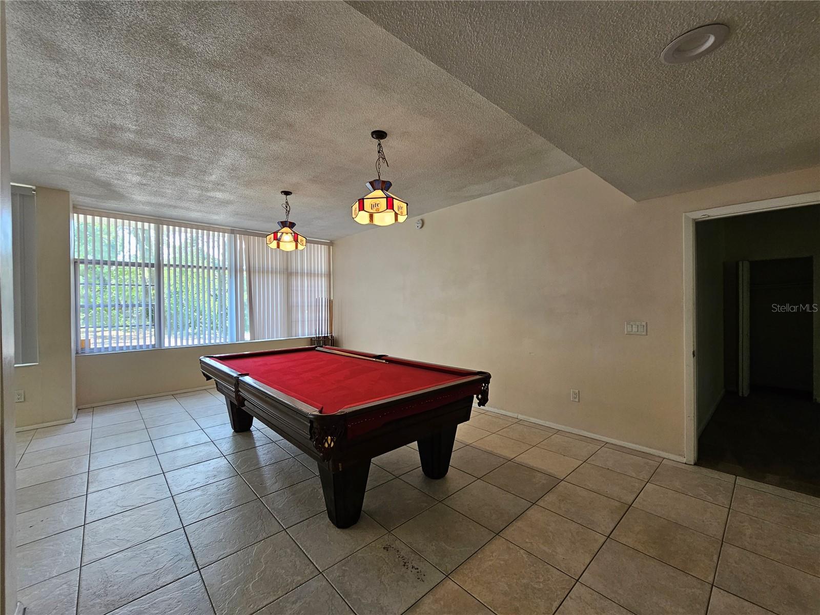 BLACK ARCES - Residential Lease