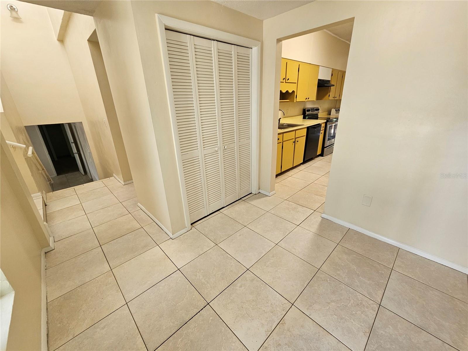 BLACK ARCES - Residential Lease