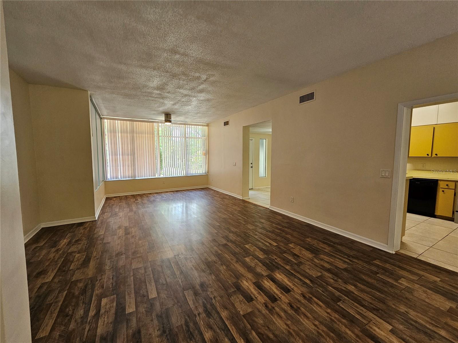 BLACK ARCES - Residential Lease